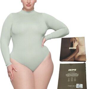 SKIMS Essential Mock Neck Long Sleeve Bodysuit Agave Green 4X/5X